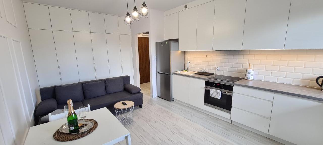 44 - Apartamenty Siedlce - Nowy Apartament W Centrum Przy Ul Czerwonego Krzyza Eksteriør bilde