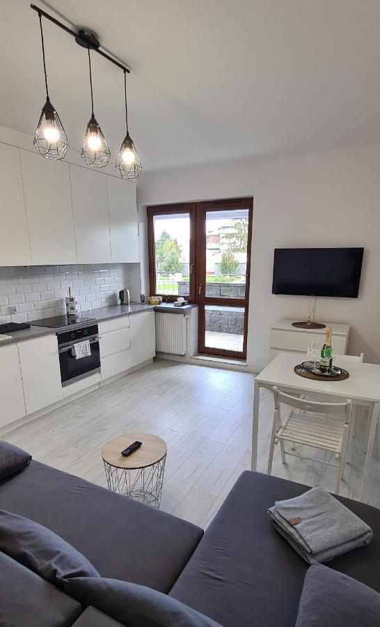 44 - Apartamenty Siedlce - Nowy Apartament W Centrum Przy Ul Czerwonego Krzyza Eksteriør bilde