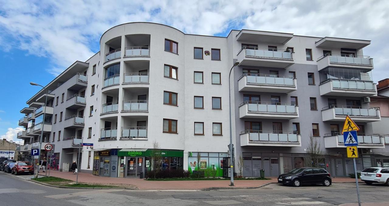 44 - Apartamenty Siedlce - Nowy Apartament W Centrum Przy Ul Czerwonego Krzyza Eksteriør bilde