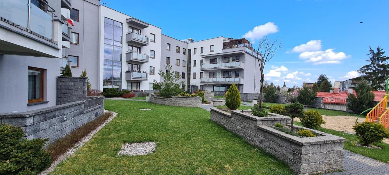 44 - Apartamenty Siedlce - Nowy Apartament W Centrum Przy Ul Czerwonego Krzyza Eksteriør bilde